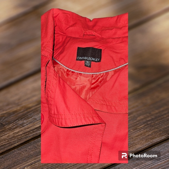 Lightweight Jacket - Picture 4 of 5